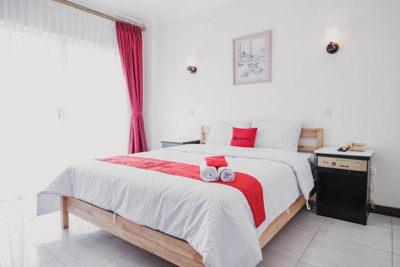 RedDoorz Plus near Pelabuhan Merak Cilegon Exterior foto